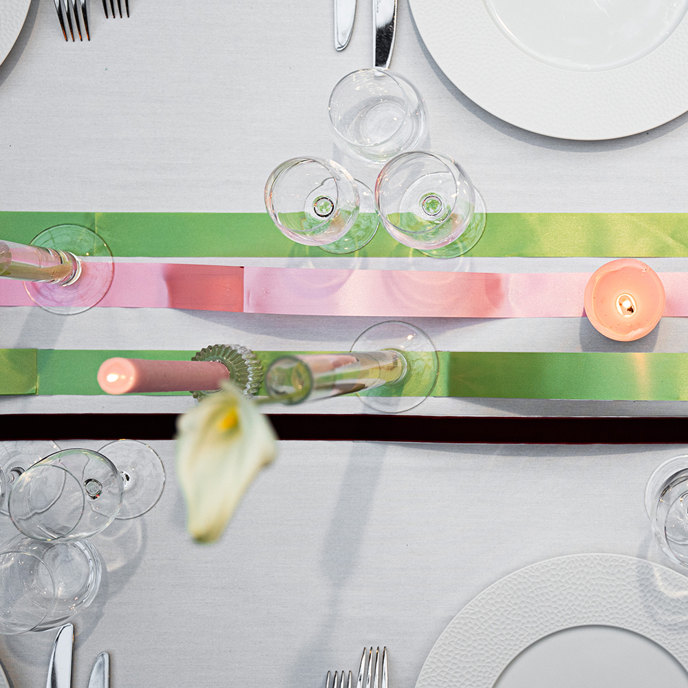 Chou et Tournesol Tendance matiere table lignes pastel